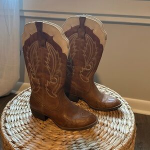 Coconuts Cisco Cowboy Boot 7.5